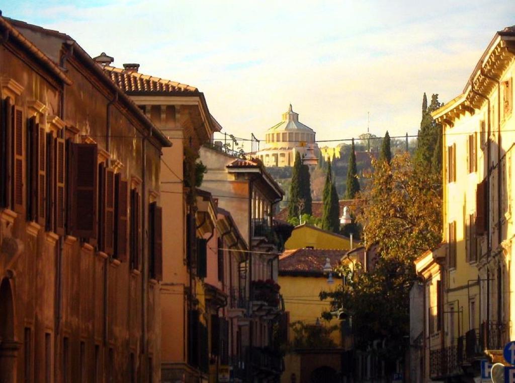 Letters To Juliet Apartment Verona Exterior photo